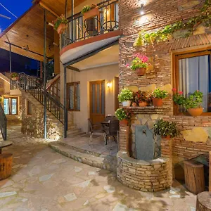 Aparthotel With Wine Cellar In Old, Tbilisi
